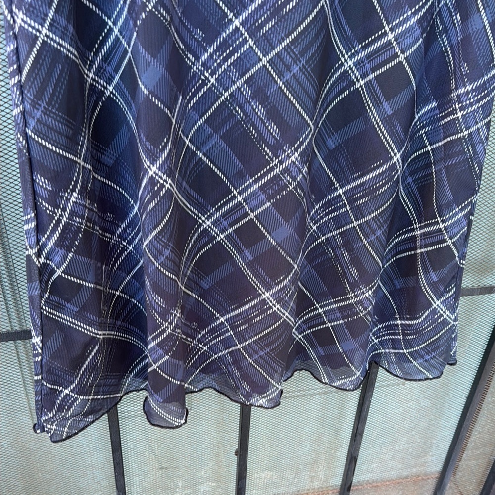 Plaid Dress - Picture 5 of 6